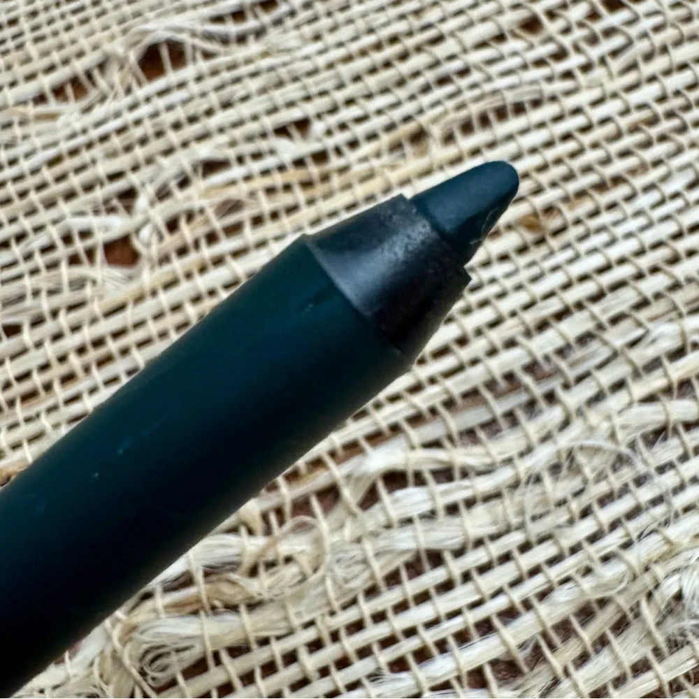 Lancôme 24H Drama Liqui-Pencil Gel Eyeliner in 03 Green Metropolitan Full Size